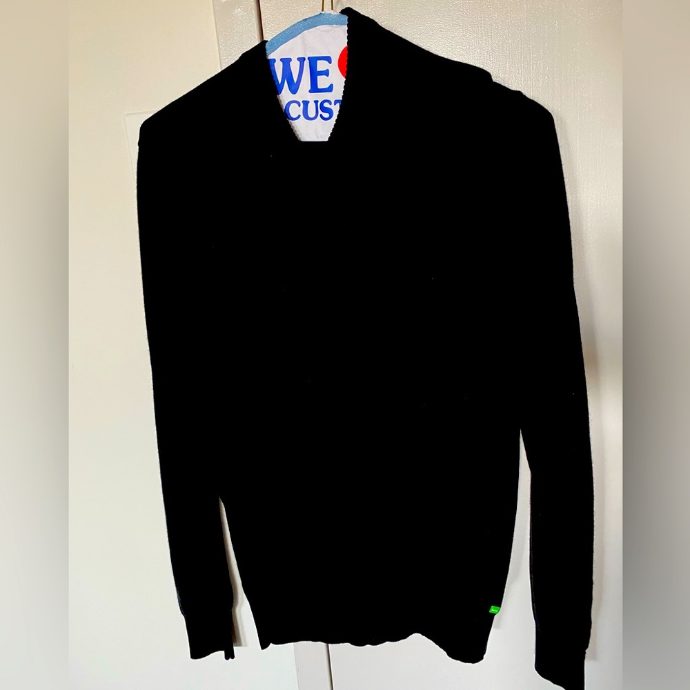 Hugo Boss v-neck sweater in black